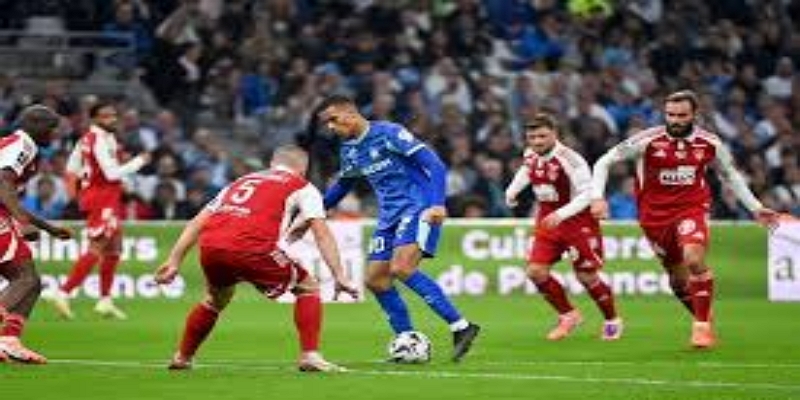 商业体系迅速反应：体育平台解读俱乐部与品牌切割逻辑- 体育平台