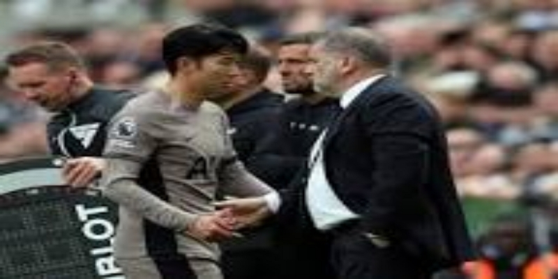 体育平台聚焦：足坛集体缅怀传奇- 体育平台