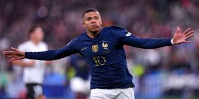 门将轮换背后的战略考量：波普与皮克福德的较量-体育平台