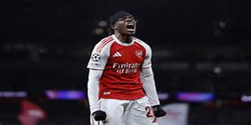 体育平台解析：转会传闻中的冷静与专注-体育平台